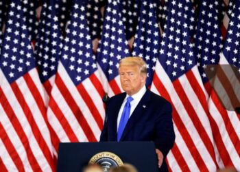 Election US : Trump revendique la victoire et accuse les démocrates de fraudes malgré le décompte en cours