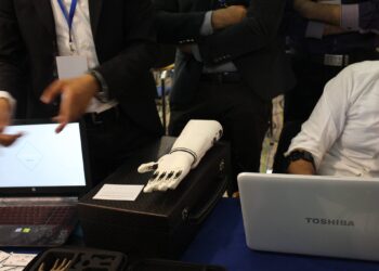 Des ingénieurs tunisiens créent une main bionique modulable pour handicapés