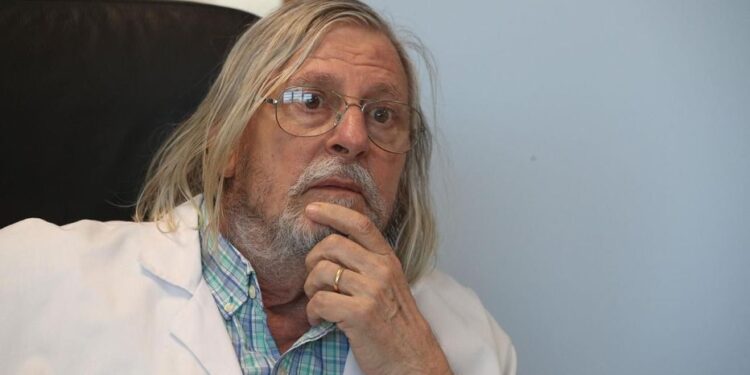 France : Didier Raoult poursuivi par l’Ordre des médecins pour charlatanisme !