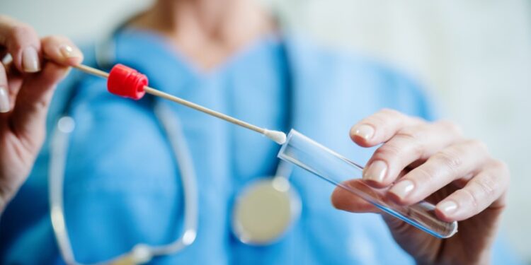 Tunisie : Nouvelle liste des laboratoires autorisés à réaliser le test RT-PCR