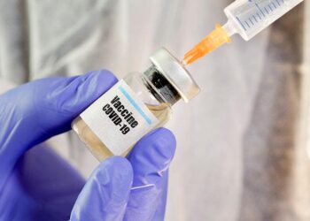Covid-19 : Un vaccin développé par Pfizer et BioNTech "efficace à 90%"