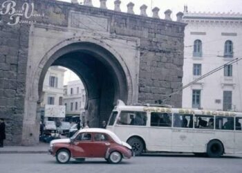 Nostalgies : Bab Bhar, trolley et taxi bébé