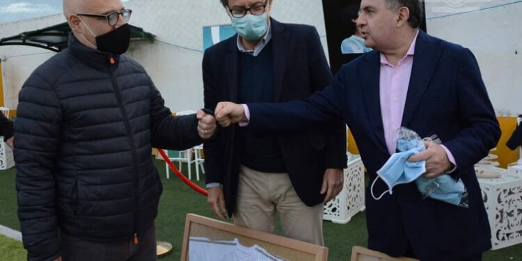 Tunisie : Trois ambassadeurs pour un hommage à Maradona