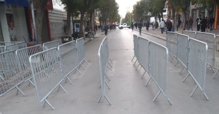 Sur Tunis barricadé par la police plane l'ombre de Chokri Belaid