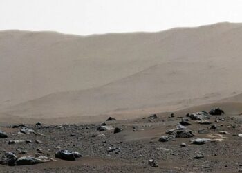 Une photo panoramique de Mars prise par Perseverance