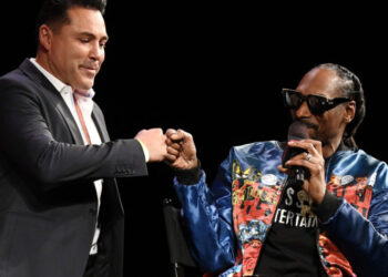 A 48 ans, Oscar De La Hoya annonce son retour &agrave; la boxe