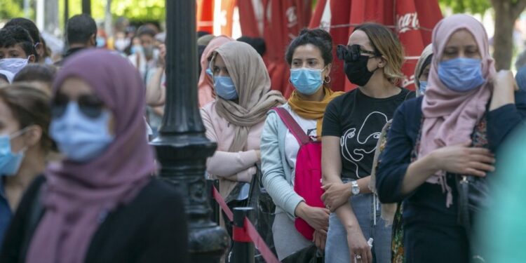 Tunisie : 2709 amendes à 60 dinars en 24 heures pour non port du masque de protection