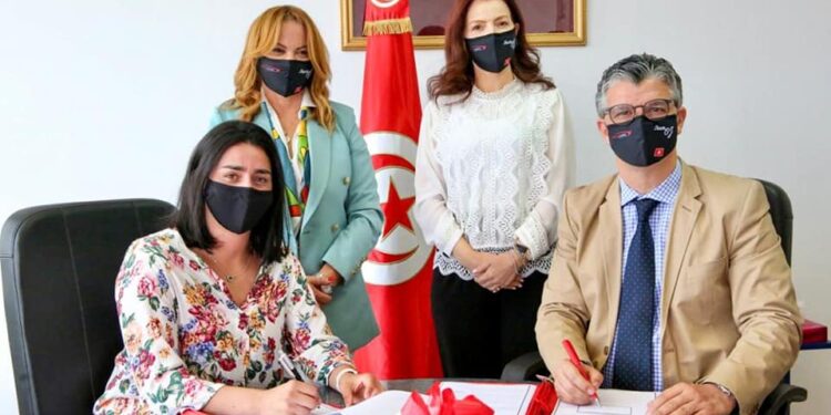 Tunisie : Ons Jabeur signe un contrat d'objectif avec le ministère des Sports
