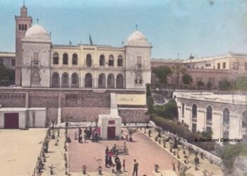 A la Kasbah, le mausolée de Farhat Hached