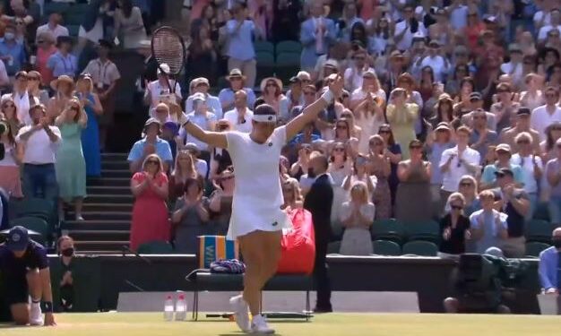 Wimbledon : Ons Jabeur élimine Garbine Muguruza et file en 8es de finale