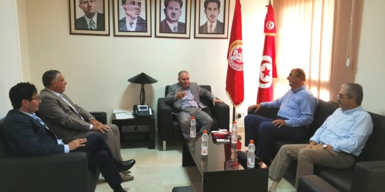 Attayar, Ettakatol, le Parti Républicain et Afek Tounès reçus par Taboubi