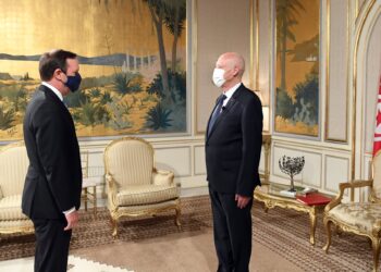 Chris Murphy : "La nomination de Bouden, une 1&egrave;re &eacute;tape pour r&eacute;tablir la voie d&eacute;mocratique, mais..."