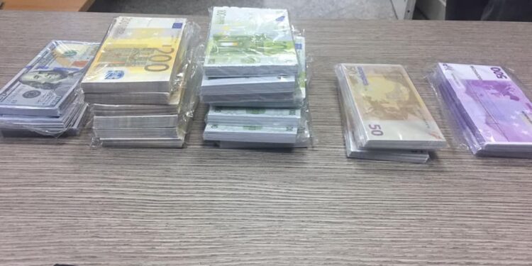 Tunis-Carthage : Saisie de 3 kg de bijoux et une somme de faux billets