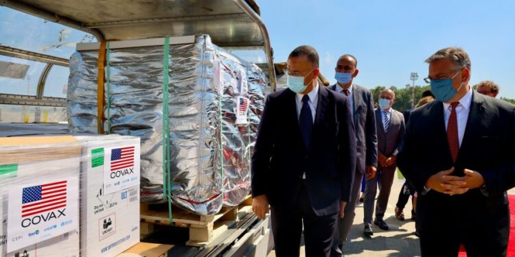 Tunisie : Réception de 188 mille doses de vaccin Pfizer des Etats-Unis