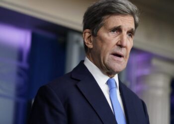 John Kerry : "Les Etats-Unis font confiance au gouvernement tunisien actuel"