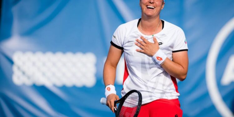 Chicago : Ons Jabeur élimine la tête de série n°1 Elina Svitolina et file en demi-finale