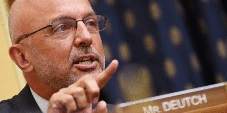 Réunion du Congrès US : "La démocratie tunisienne est en danger", estime un député démocrate