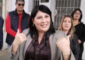 Abir Moussi menace de r&eacute;installer ses tentes devant le si&egrave;ge de l'Union des oul&eacute;mas