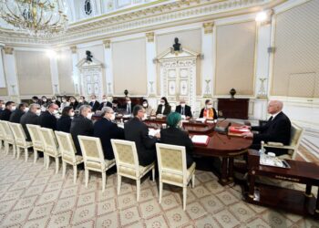 Tunisie : Le pr&eacute;sident Saied promet d'&eacute;courter les mesures exceptionnelles