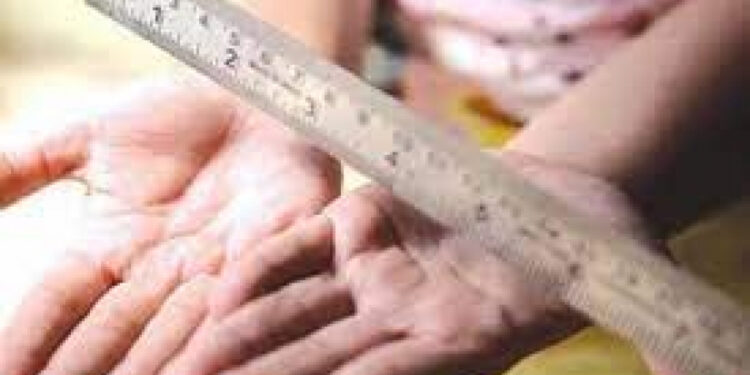 Kairouan : Punie par son enseignant, une élève souffre de fractures