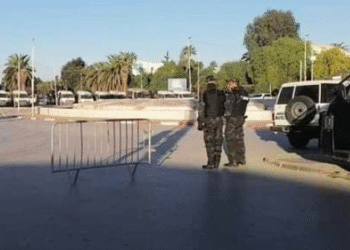 Tunisie : La place du Bardo ferm&eacute;e