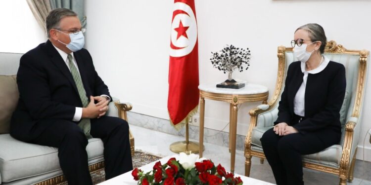 Tunisie : La diplomatie pour sauver l'&eacute;conomie ?