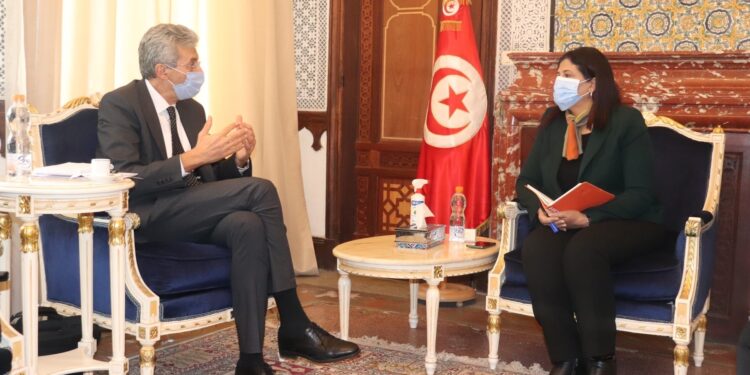 Tunisie : Les ministres des Finances et de l'Economie se penchent sur le PLF 2022