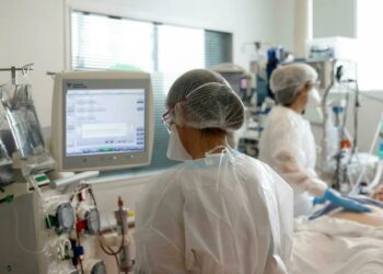 Covid-19 : Nouveau record de contaminations en France avec 200 mille cas en 24h