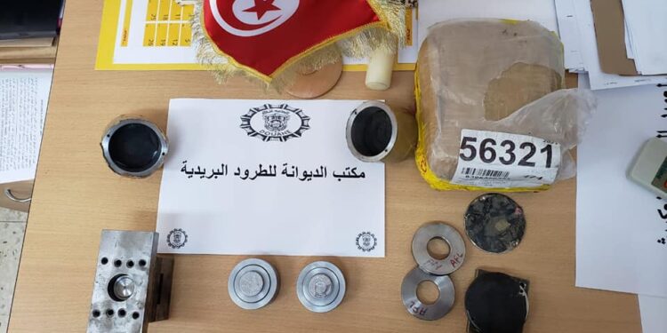 Des moules pour imprimer le dinar tunisien saisis par la Douane