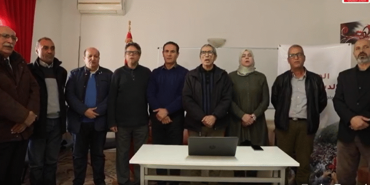 25 juillet : Marzouki et d'autres activistes en grève de la faim