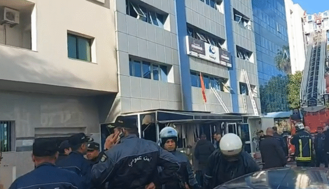 Tunisie : Un mort et plusieurs blessés dans l'incendie du siège d'Ennahdha