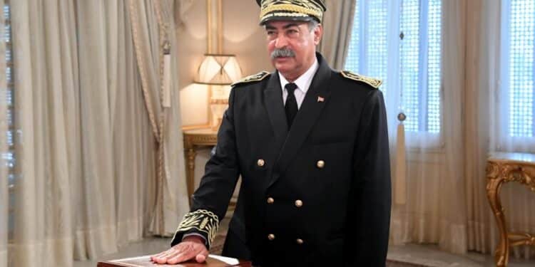 Le nouveau gouverneur de Tunis prête serment