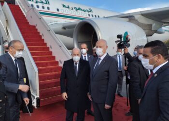Tebboune entame une visite d'Etat de deux jours en Tunisie