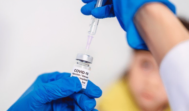 Tunisie : 903 enfants &acirc;g&eacute;s entre 12 et 14 ans vaccin&eacute;s en un mois
