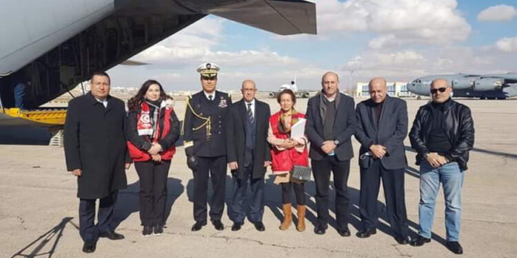 Tunisie : Un avion militaire pour transporter des aides à la Palestine