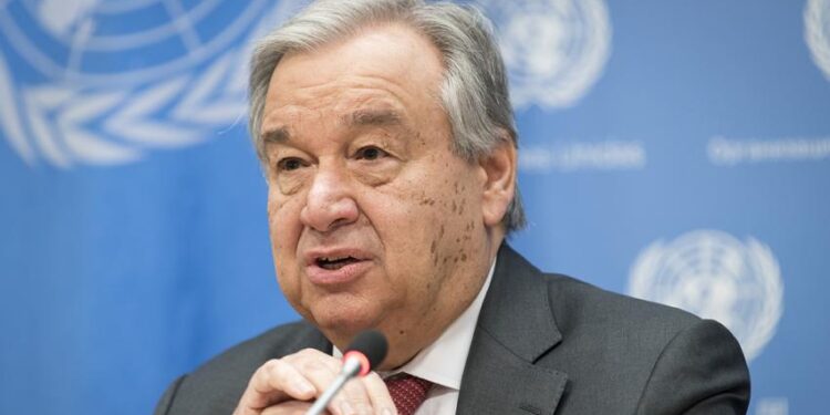 Tunisie : Le chef de l'ONU appelle à la "restauration complète" du cadre démocratique