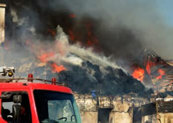 Kasserine : Incendie maitris&eacute; &agrave; l'usine de papier afla