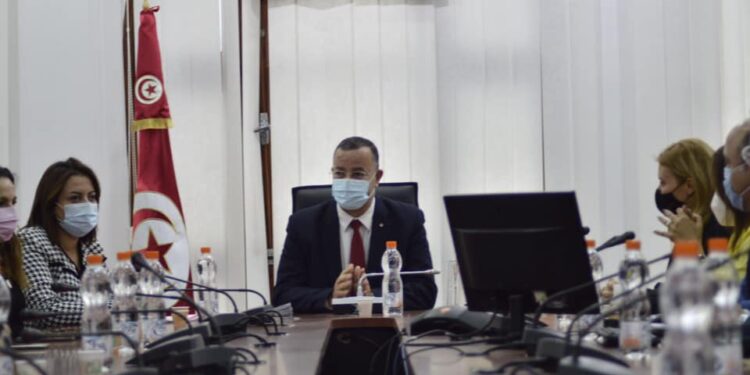 La Tunisie n'est pas à l'abri de la cinquième vague de la pandémie, avertit Mrabet