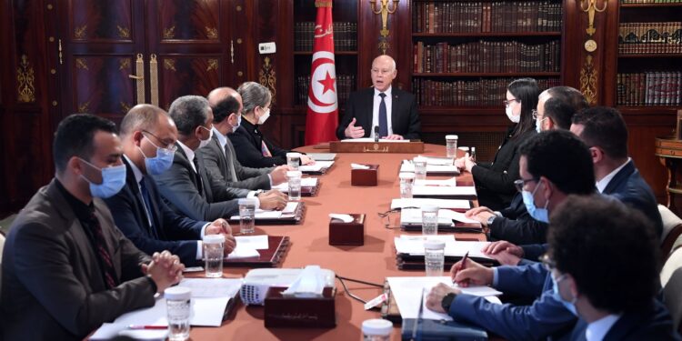 Tunisie : L'UGTT et la sphère politique rejettent la e-consultation nationale