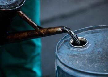 Le cours du pétrole atteint son niveau le plus élevé depuis 2014