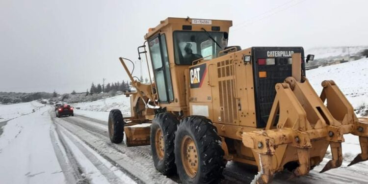 Siliana : Routes bloquées à cause de la neige