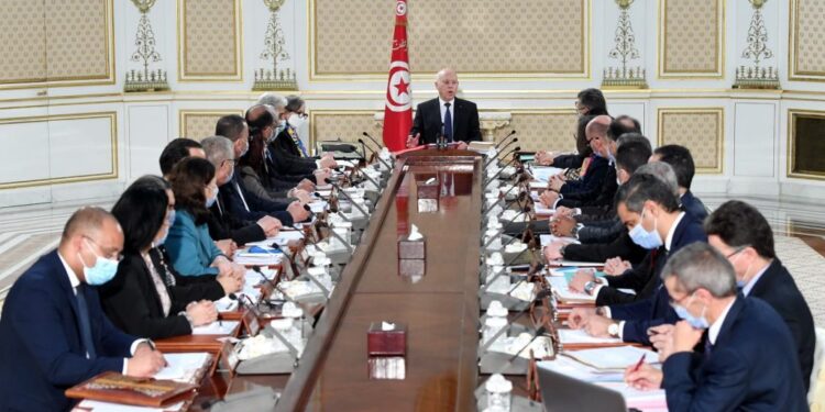 Tunisie : Examen des projets de décrets relatifs au CSM provisoire et à la réconciliation pénale