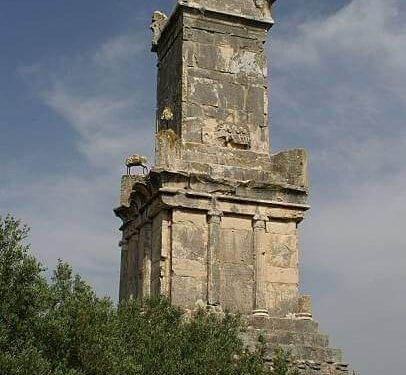 Dougga, Ain Draham, Rezgui et mes sœurs