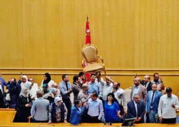 Appauvrie par sa classe politique, la Tunisie dans les griffes du FMI !