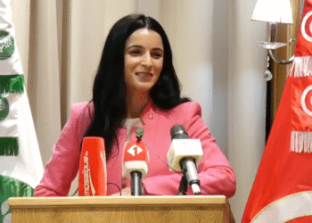 Energie nucl&eacute;aire, 18 millions de touristes, salaires doubl&eacute;s&hellip; L'Eldorado r&ecirc;v&eacute; par Olfa Hamdi