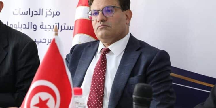 Olfa Riahi porte plainte contre Rafik Abdessalam pour falsification