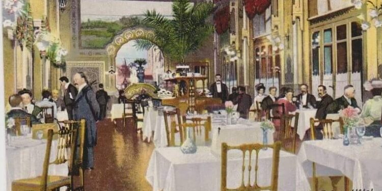 Hungaria, Bec Fin, Cosmos et Savarin