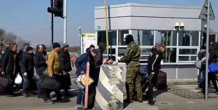 Une ligne téléphonique d'urgence pour les étudiants étrangers souhaitant quitter l'Ukraine