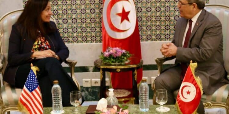 Uzra Zeya : "Le processus politique tunisien doit &ecirc;tre participatif"