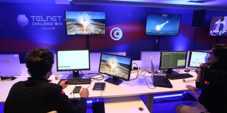 Première mission pour le satellite tunisien Challenge One !